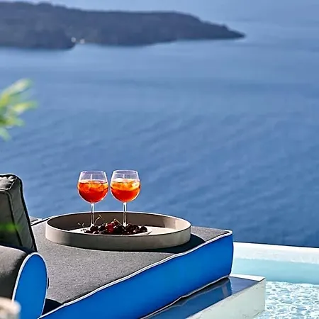 Alti Santorini Luxury Suites