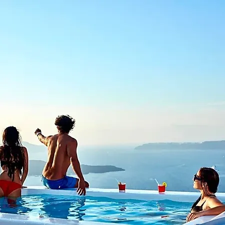 Alti Santorini Luxury Suites Ξενοδοχείο 4*